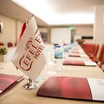 Efeler Hotell 3*